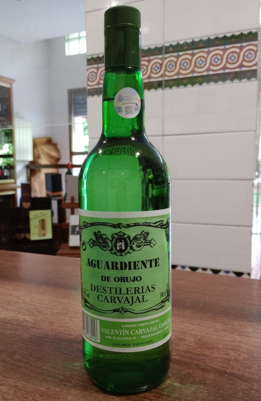 Aguardiente de orujo Carvajal 1 litro